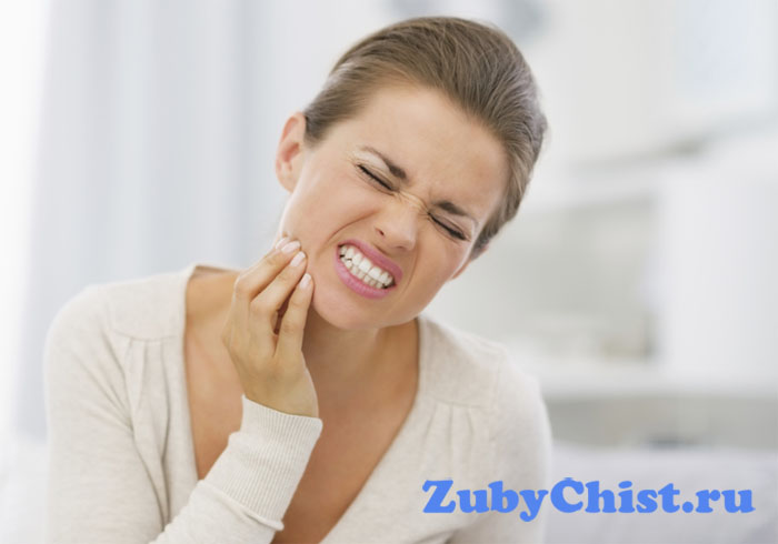 Сильная боль при кариесе